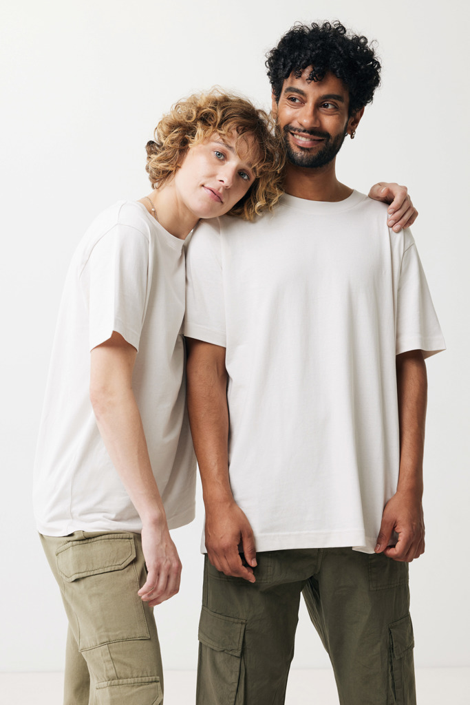 IQONIQ Kakadu relaxed T-Shirt aus recycelter Baumwolle IQONIQ Kakadu relaxed T-Shirt aus recycelter Baumwolle