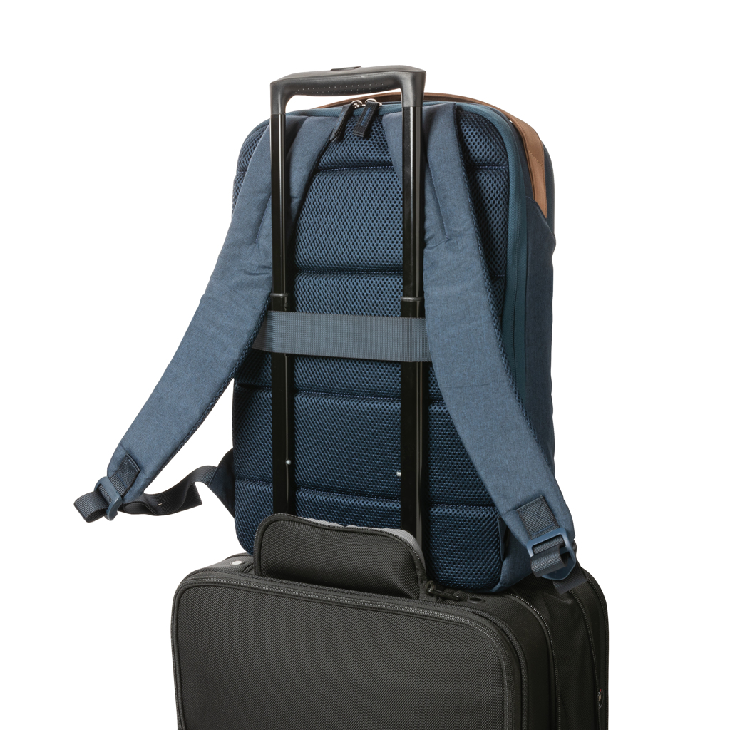 Impact AWARE™ 300D Two-Tone Deluxe 15.6" Laptop-Rucksack