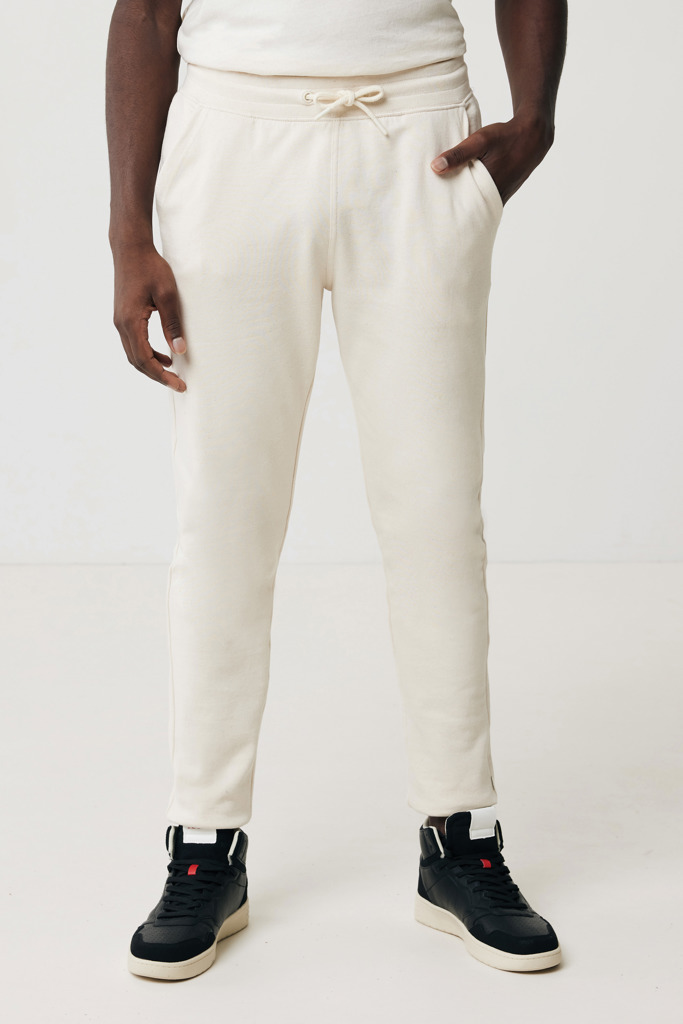 IQONIQ Cooper Jogger aus recycelter Baumwolle IQONIQ Cooper Jogger aus recycelter Baumwolle