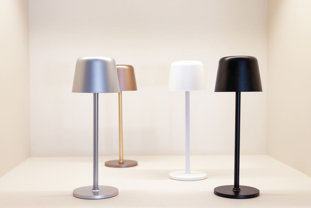 Zenic USB Tischleuchte aus RCS recyceltem Kunststoff